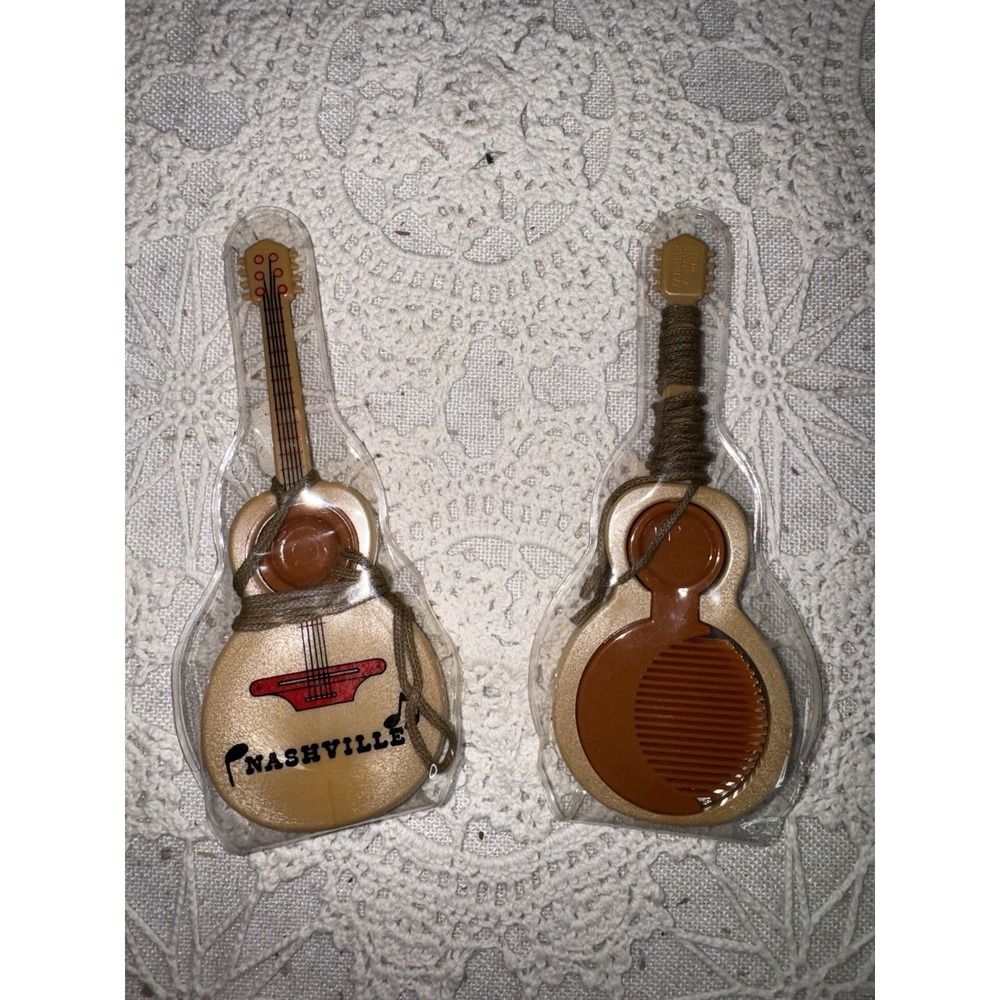Vintage NEW Nashville Guitar Shaped Comb & Mirror Set w/ Case Travel Souvenir‎